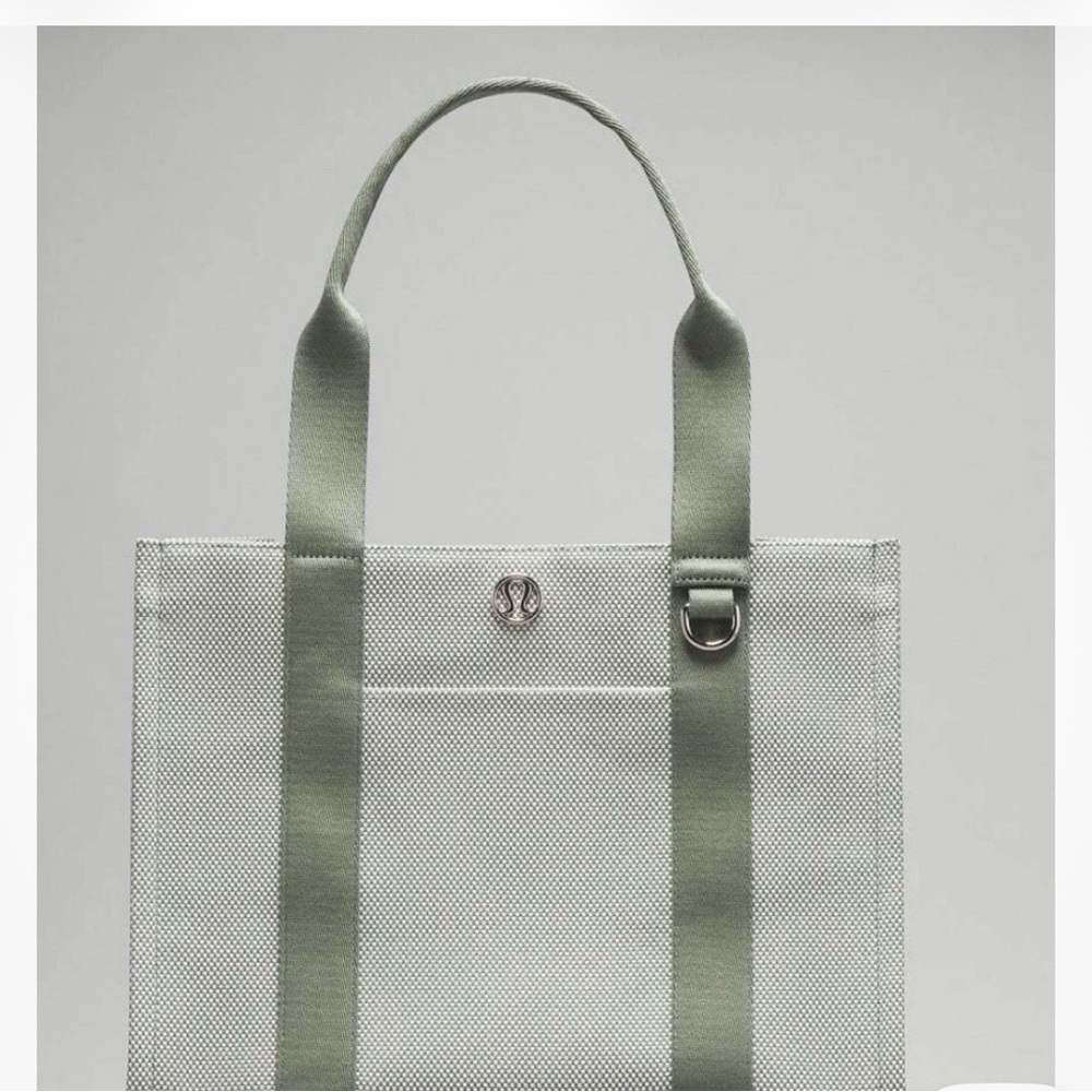 lululemon athletica Green and White Tote Bag 10L